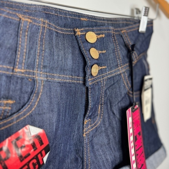 Zanadi High Waisted Super Stretch Denim Shorts - Picture 3 of 7